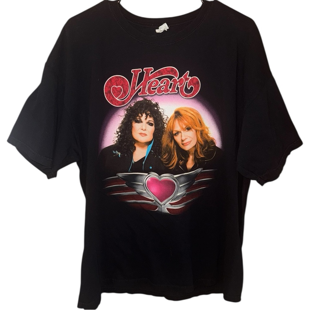 2010 Heart Concert Band Tee Shirt – Tour Graphic